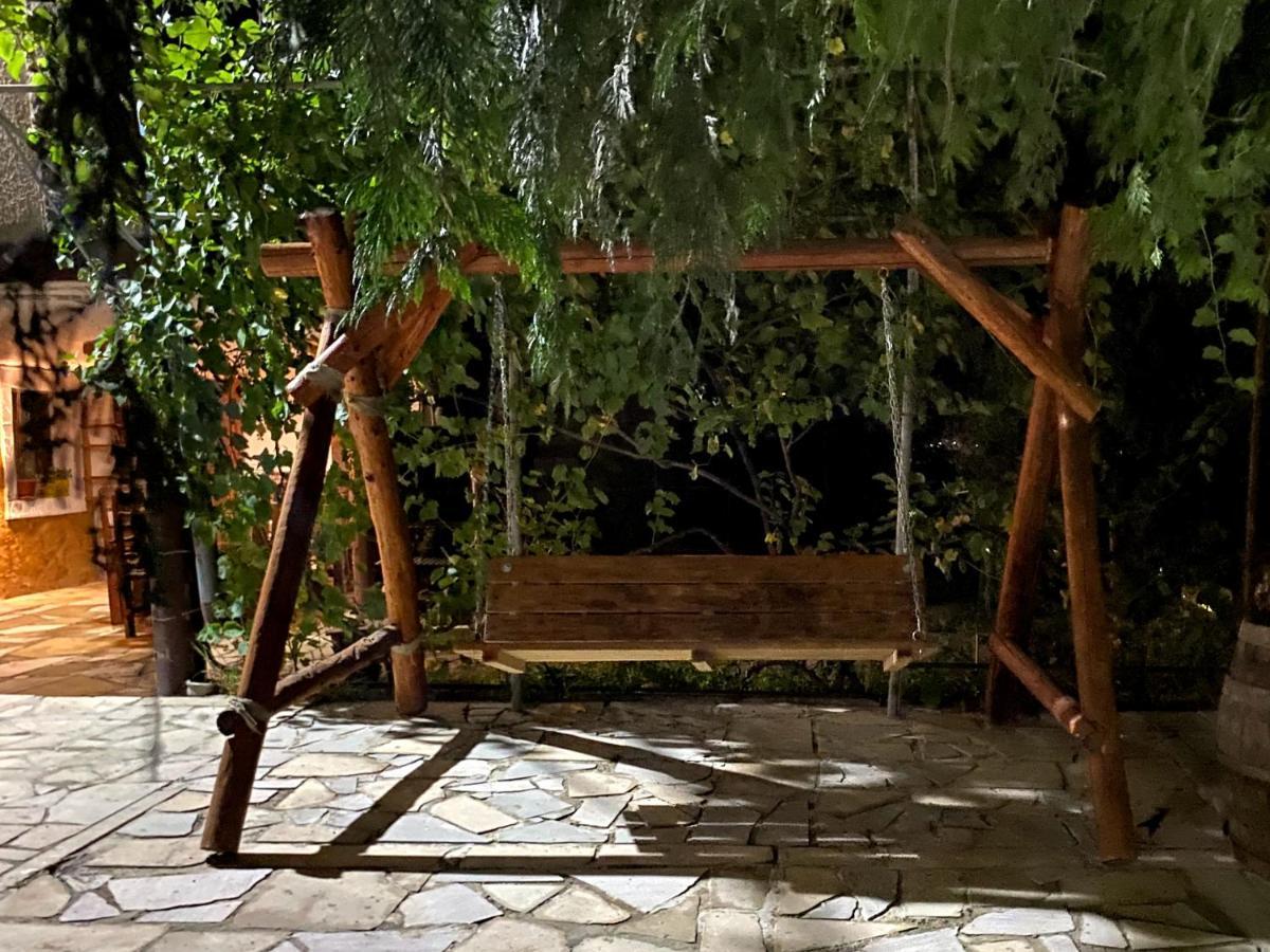 Elegaya Guest House Иджеван Екстериор снимка