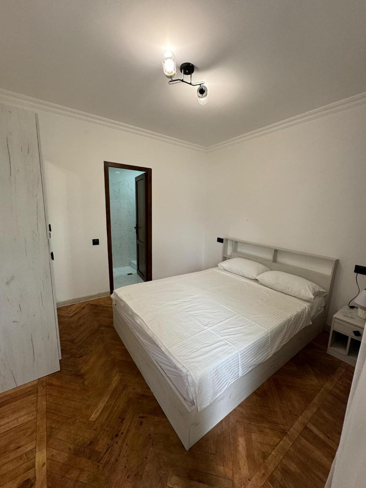 Elegaya Guest House Иджеван Екстериор снимка