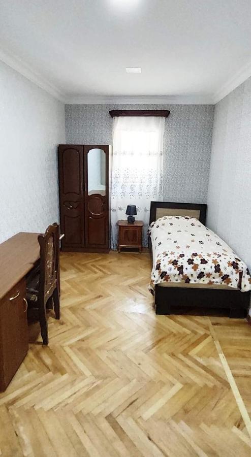 Elegaya Guest House Иджеван Екстериор снимка